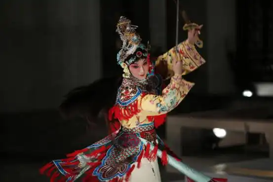 让世界爱上中国京剧上海京剧院用创新思维在美展示国粹魅力
