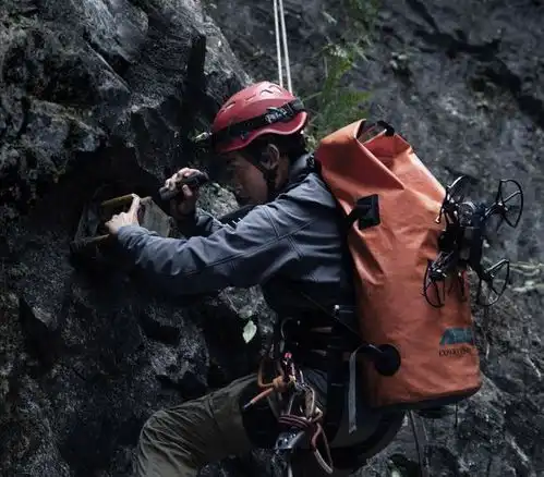 黄志忠夸得好52岁视帝点评朱一龙,字字珠玑但未提演技
