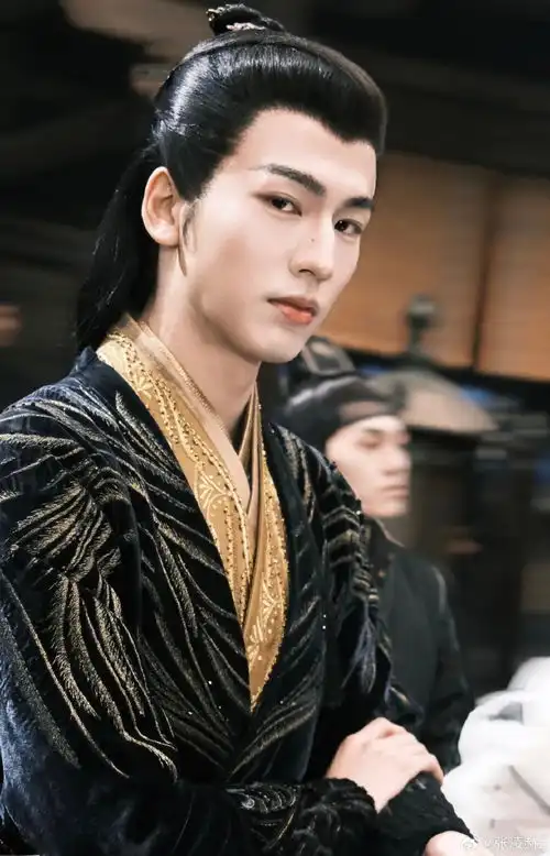 组图好真诚张凌赫回应被说运气不好非常感谢宫子羽的出现