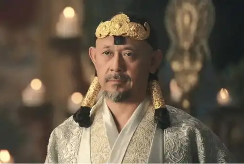 苏菲玛索关晓彤,图兰朵魔咒缘起,东方智慧重塑西方故事
