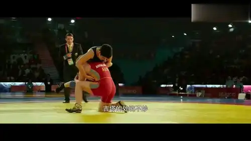 摔跤吧爸爸女儿替父亲完成了十几年的心愿,走上人生巅峰
