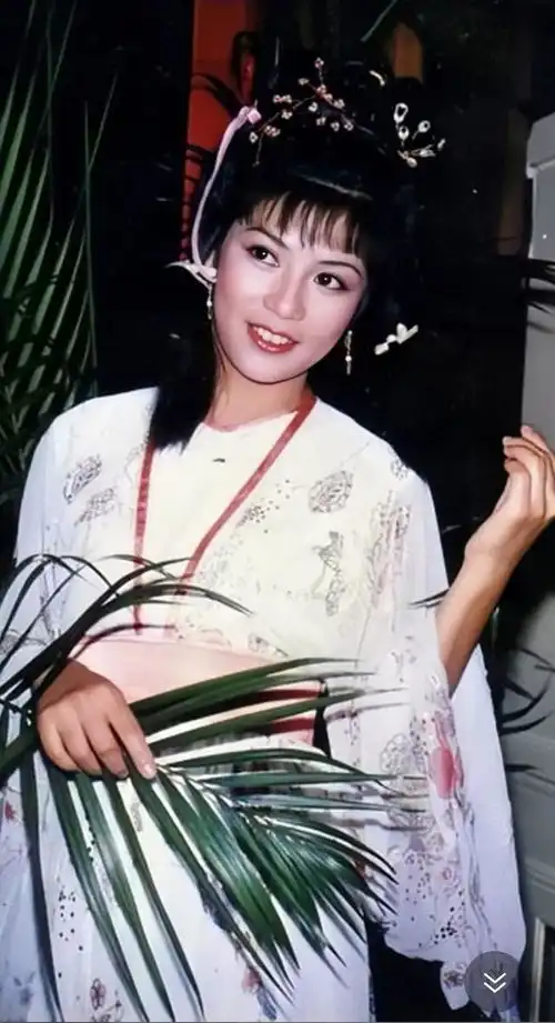 射雕英雄传中翁美玲剧照
