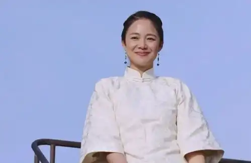 嫁人改命的4位女星,原本藉藉无名,嫁了好老公,事业飞升周韵童瑶姜文张萌文咏珊李小冉金巧巧冯绍峰网易订阅

