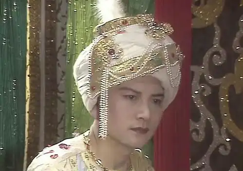 美男和帅哥的区别,看86版西游记里的徐少华和龚鸣就知道了