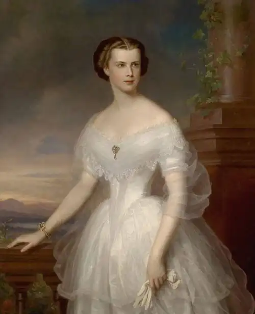 茜茜公主和姐姐奈奈一个娇媚如花一个女生男相,难怪弗兰兹变心