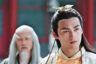 袁弘我是个严肃的人
