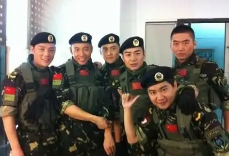 还记得我是特种兵中的伞兵吗,这次他要主演特种兵电影了