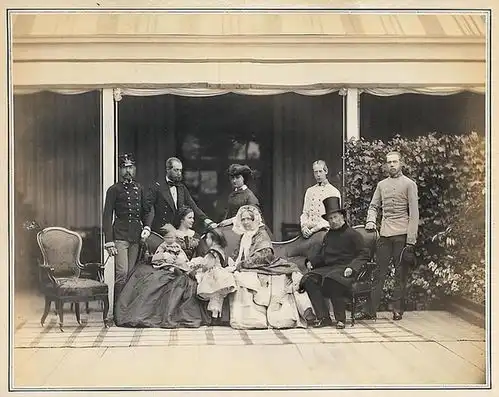 茜茜公主小女儿被偏爱独宠,长得像父亲,婚姻自由,生10个孩子
