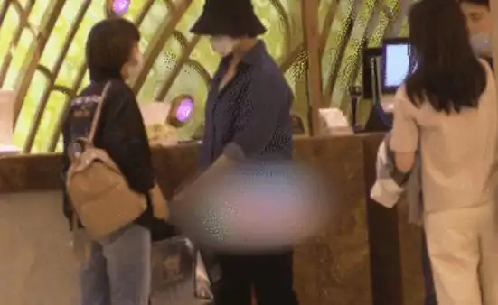 蒋欣又胖了曾狂减30斤,如今胖成孕妇,她的体重随心情变化
