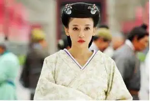 一生经历六位皇帝三次垂帘听政的传奇女子
