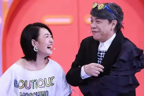 小s徐熙娣分享清末黑白照,照片宫女神似蔡康永,俩人隔空互侃
