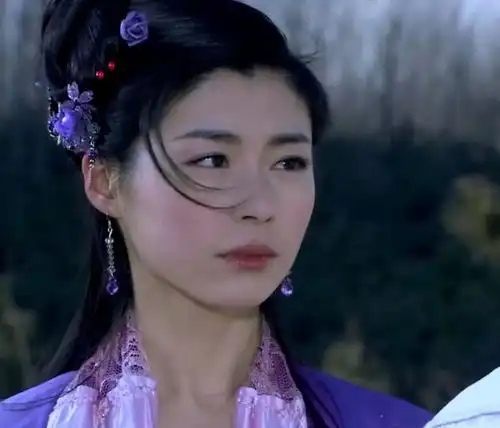 金庸给女子取名时,喜欢用单字,古龙喜欢用叠字,怎么取都好听郭襄记者张无忌小说家金庸先生金庸小说民国作家网易订阅