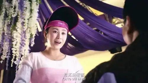 夏洛特烦恼马冬梅好言好语跟夏洛说,结果夏洛喝酒之后胆大了
