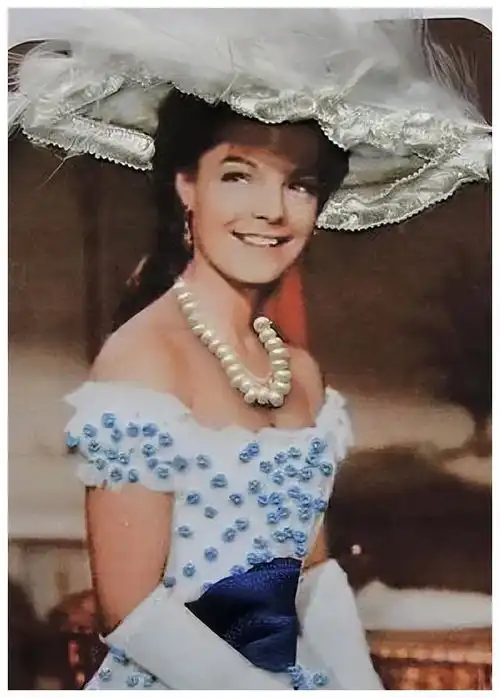 永恒高贵的公主形象,茜茜公主的惊艳一颦一笑
