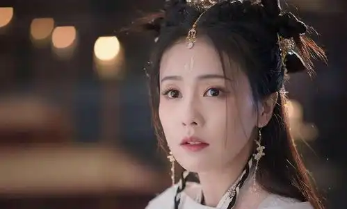 长月烬明修图vs原照,网友这是骗局
