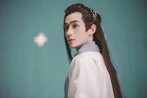 朱一龙代言新倩女幽魂
