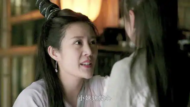 倚天屠龙记杨逍用孩子捆绑纪晓芙
