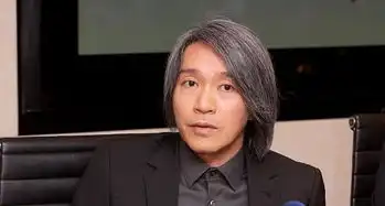 周星驰的时代还未过去,新喜剧之王预售让飞驰人生有压力
