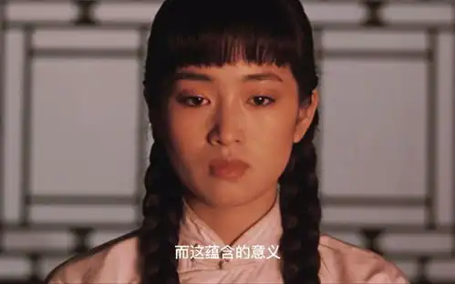 张艺谋发文悼念倪震曾合作大红灯笼高高挂