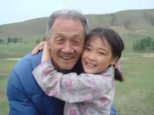 6岁进演艺圈11岁因暖春爆红,如今21岁美炸了