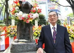 日本东京jr涉谷车站地标忠犬八公铜像制作人安藤士肺炎病逝享年95岁