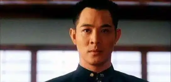 李连杰拒绝出演黑客帝国,他却接受邀请,拿到终身分红