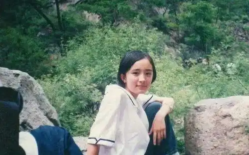 被群嘲,被开黄腔,杨幂最近是得罪人了
