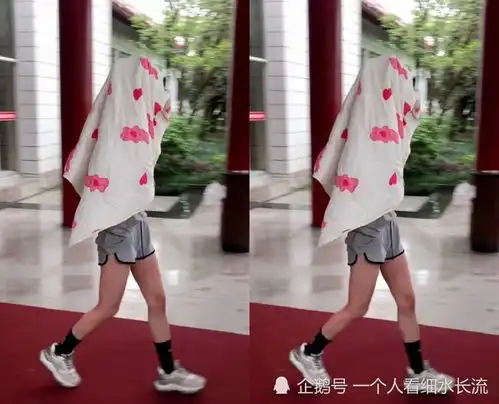 为保护造型鞠婧祎袁冰妍撑伞出行,看到赵露思,网友可爱又高级