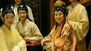 表面上与人无争的王夫人是一个权利高手