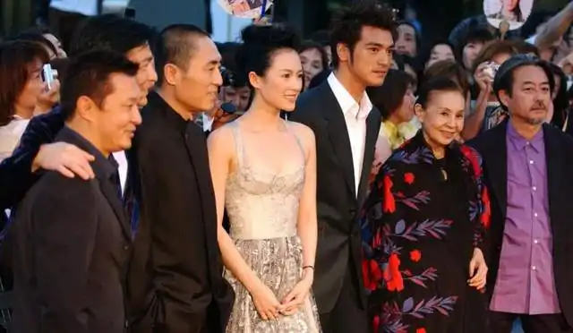 谋女郎是怎样炼成的