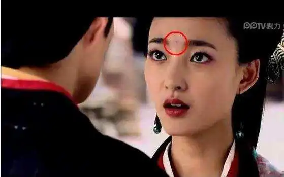 影视剧中搞笑的穿帮镜头,范冰冰这个镜头你能看出露了什么