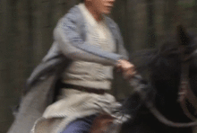 东宫李承鄞策马奔腾a爆不用替身完胜抠图党,果然有诚意
