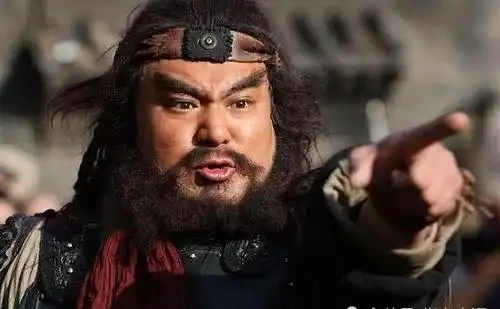 梁山最憨直好汉,本事不及林冲,曾直斥宋江招安,最后被宋江毒害