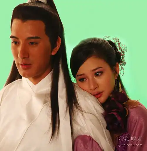 熊乃瑾紫衫薄纱天师钟馗演绎绝美花魁