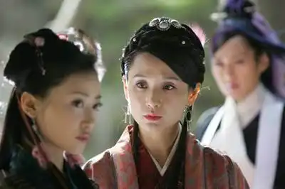 还记得黄晓明版神雕侠侣里的黄蓉吗现长这样