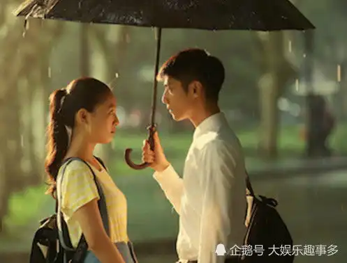 罗云熙现身机场,新发型颜值掉线,粉丝脱粉算我输