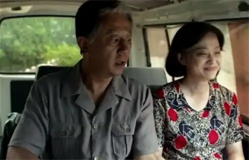 父母爱情剧情温暖戏好看他才是撑起整部戏灵魂的人物
