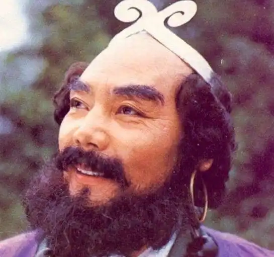 老戏骨王卫国因演技太好被印在冥币上,想打官司却找不到人
