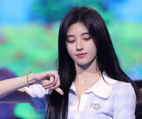 鞠婧祎开心夜舞台娱乐爆料赵露思曾舜晞李一桐罗云熙卢昱晓许凯鞠婧祎