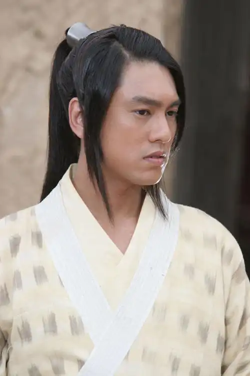 六个长得丑的男明星,导演非让演绝世美男,看完截图我笑了
