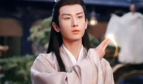 沉香如屑成毅分饰3角,渣爹玄夜一出,应渊和唐周瞬间不香了
