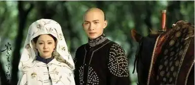 他是杨幂力捧的新人,如今却因旧照被质疑整容