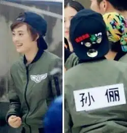 邓超为蜡像量身曝孙俪上跑男南京录制花絮撕名牌把邓超撕碎