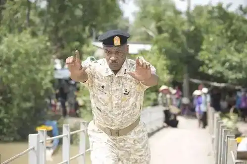 张钧甯陈意涵沙滩裸醒战黑帮闺蜜2大概是女版唐人街探案吧