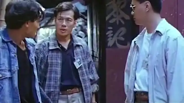 天若有情吴孟达开心的唱着歌,达叔你是真调皮呀
