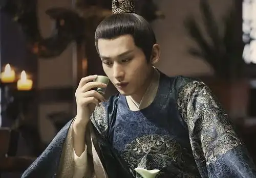 琉璃正热播,男主成毅又一古装剧将播,超越妹妹加盟更想追了