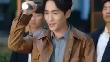 许你浮生若梦段天赐想强占天婴的身子,罗浮生及时赶来救下天婴