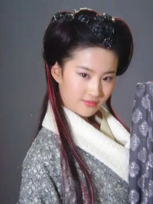 看了仙剑奇侠传一的定妆照,才知道现在的古装剧多敷衍
