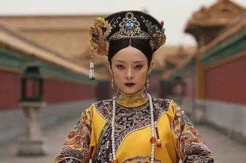 甄嬛传曹贵人陈建斌都不搭理我们,全剧只对一个女人好