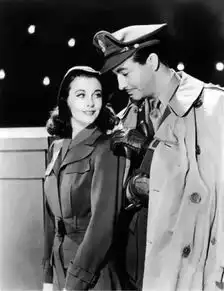 jessie快穿上风衣,故事就要开始了..
